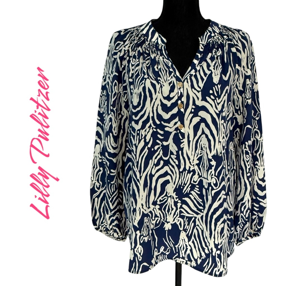 LILLY PULITZER Elsa Silk Top, Blue coral pattern, Size Medium (NWOT)